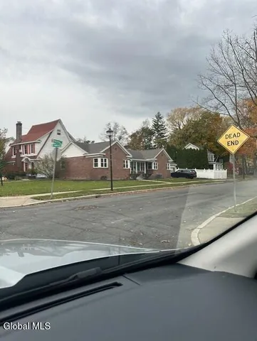 $100,000 | 20 Freeman Road, Albany, NY 12208