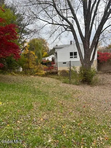 $100,000 | 20 Freeman Road, Albany, NY 12208