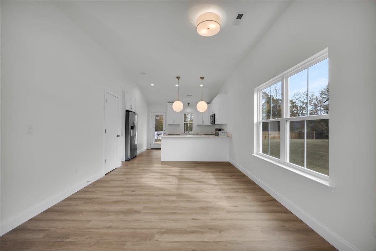 269 Ragan Street Campobello, SC 29322 - Photo 11 of 28