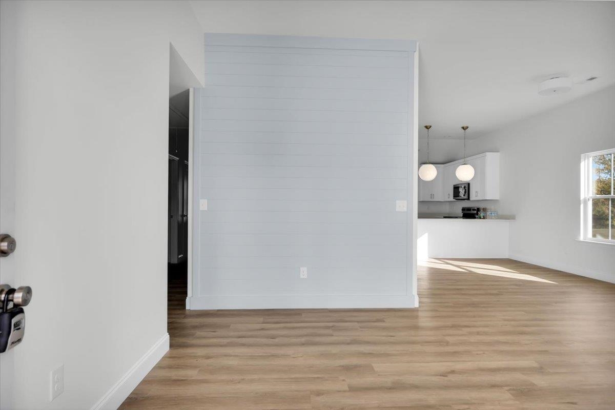 269 Ragan Street Campobello, SC 29322 - Photo 6 of 28