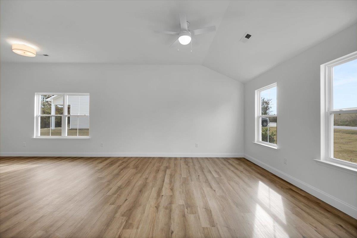 269 Ragan Street Campobello, SC 29322 - Photo 10 of 28