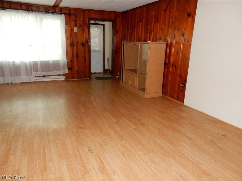 29813 Arthur Road Wickliffe, OH 44092 - Photo 4 of 9 Gallery Image 4