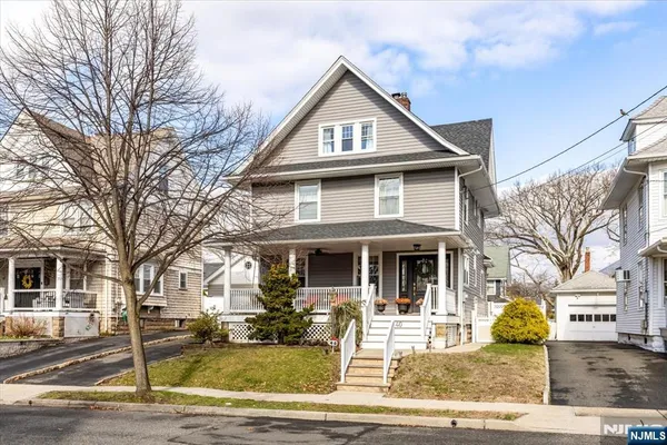 $1,150,000 | 40 Courrier Place, Rutherford, NJ 07070