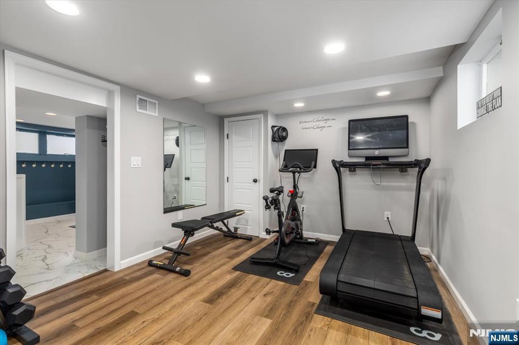 40 Courrier Place Rutherford, NJ 07070 - Photo 35 of 44