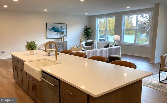 $779,000 | 21 Mill Creek Drive, Unit 11, Doylestown, PA 18901