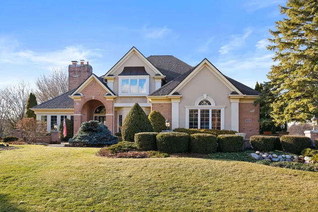 $745,000 | 1133 Bull Valley Drive, Woodstock, IL 60098