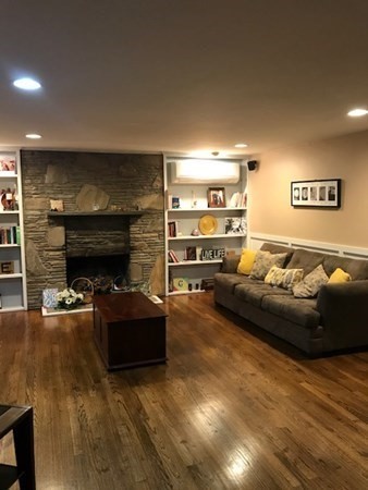 628 Mohawk Road Somerset, MA 02726 - Photo 10 of 25 Gallery Image 10