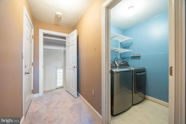 a view of utility room