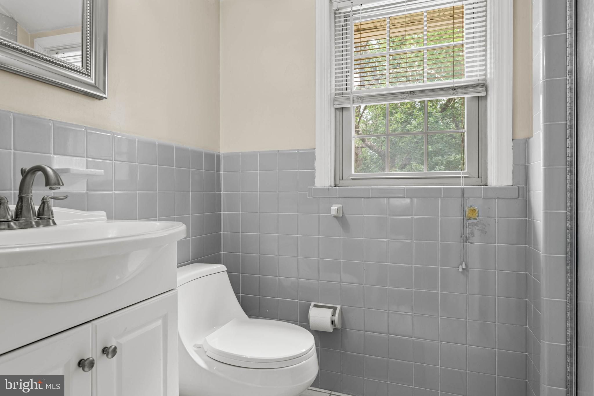 1801 Old Gulph Road Villanova, PA 19085 - Photo 22 of 32