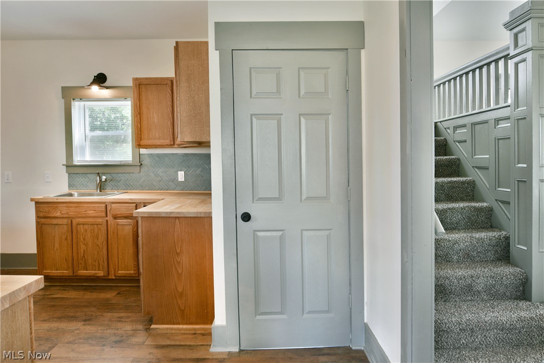 622 High Avenue Southwest Canton, OH 44707 - Photo 13 of 50