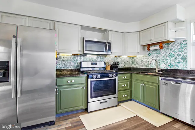 $295,000 | 337 Murray Avenue, Bellmawr, NJ 08031