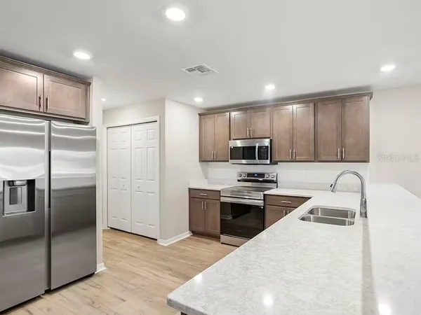 $336,360 | 306 Chesapeake Drive, St. Cloud, FL 34771