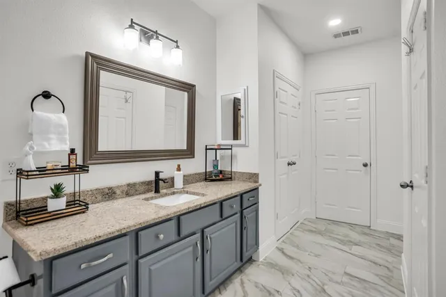 $2,299 | 575 South Virginia Hills Drive, Unit 3705, McKinney, TX 75072