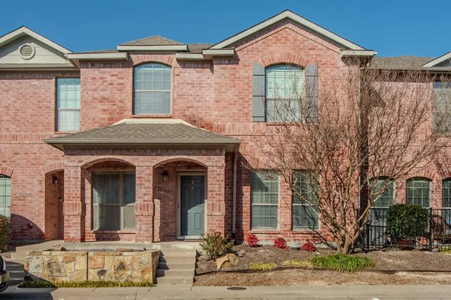 $2,299 | 575 South Virginia Hills Drive, Unit 3705, McKinney, TX 75072