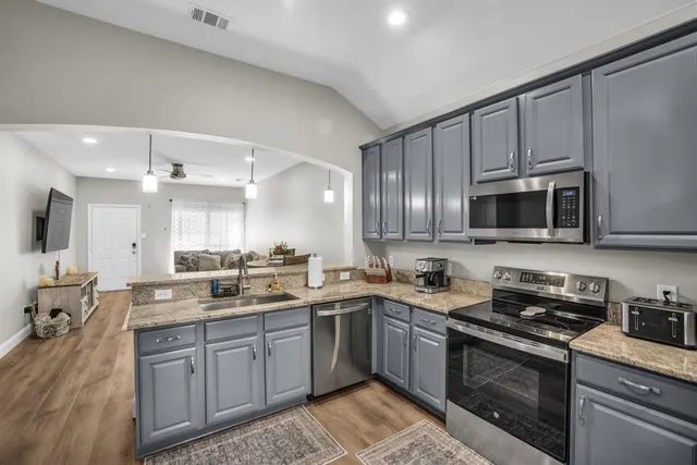 $2,299 | 575 South Virginia Hills Drive, Unit 3705, McKinney, TX 75072