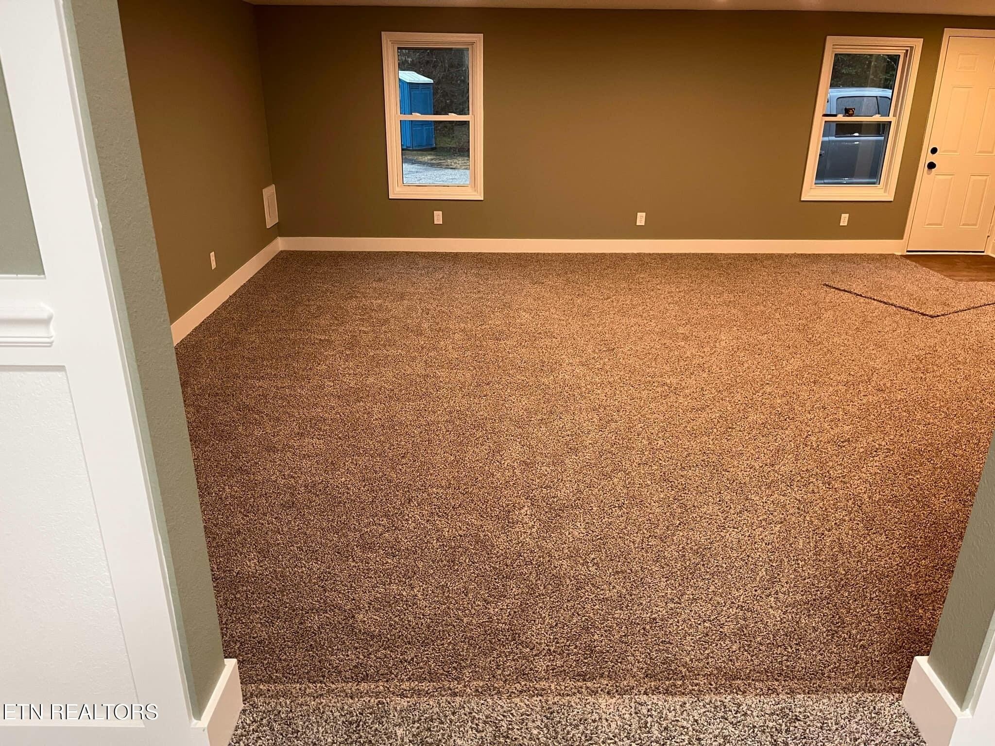 213 Whitaker Hollow Road Rocky Top, TN 37769 - Photo 4 of 36 Gallery Image 4