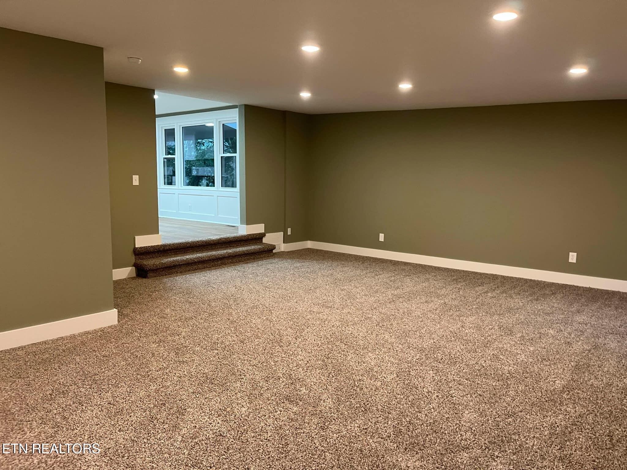 213 Whitaker Hollow Road Rocky Top, TN 37769 - Photo 5 of 36 Gallery Image 5