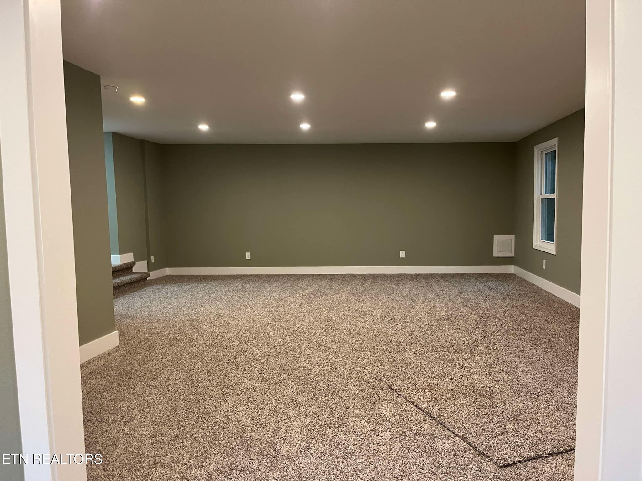 213 Whitaker Hollow Road Rocky Top, TN 37769 - Photo 6 of 36 Gallery Image 6
