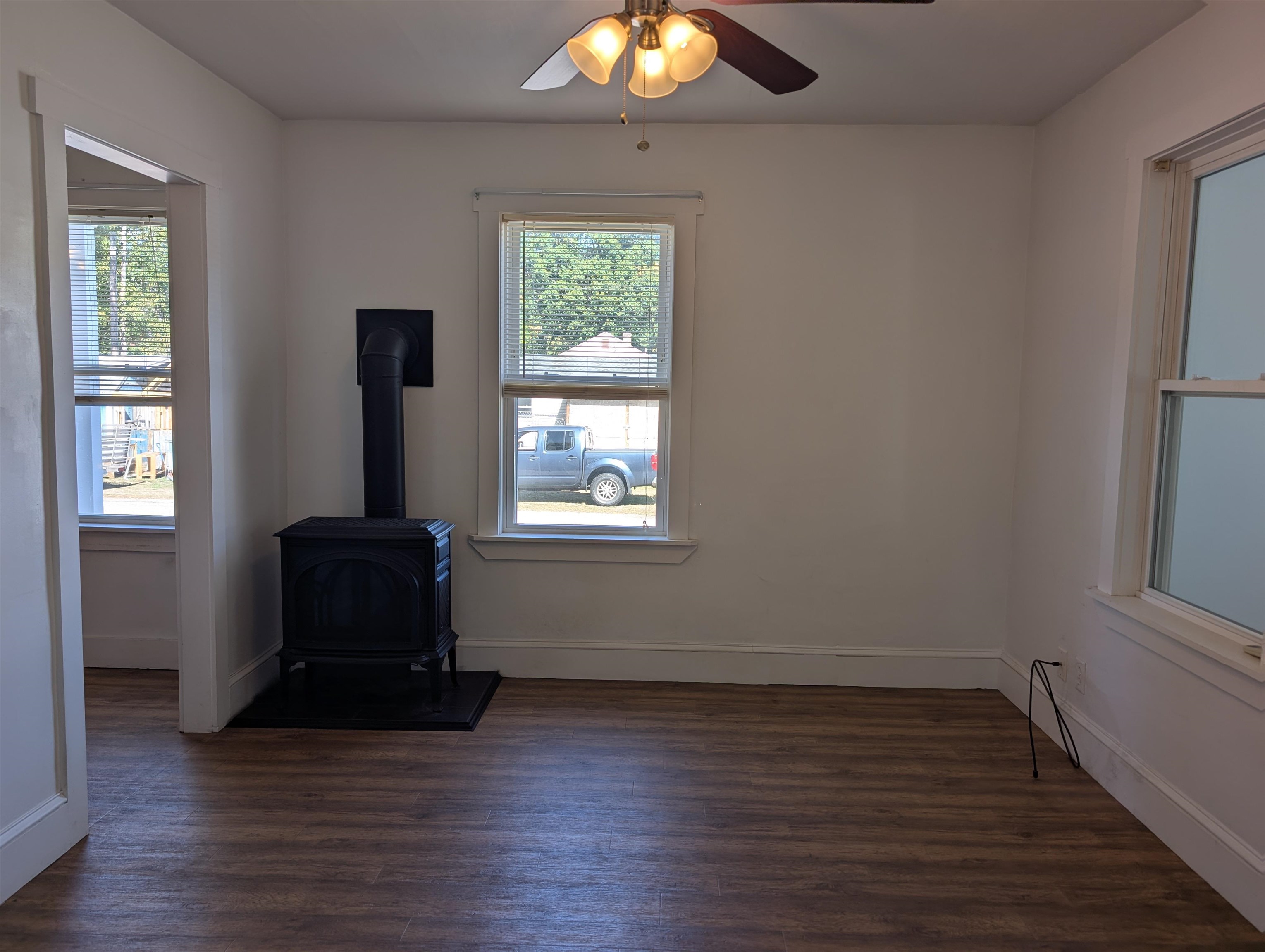 23 Pine Street Gorham, NH 03581 - Photo 15 of 45