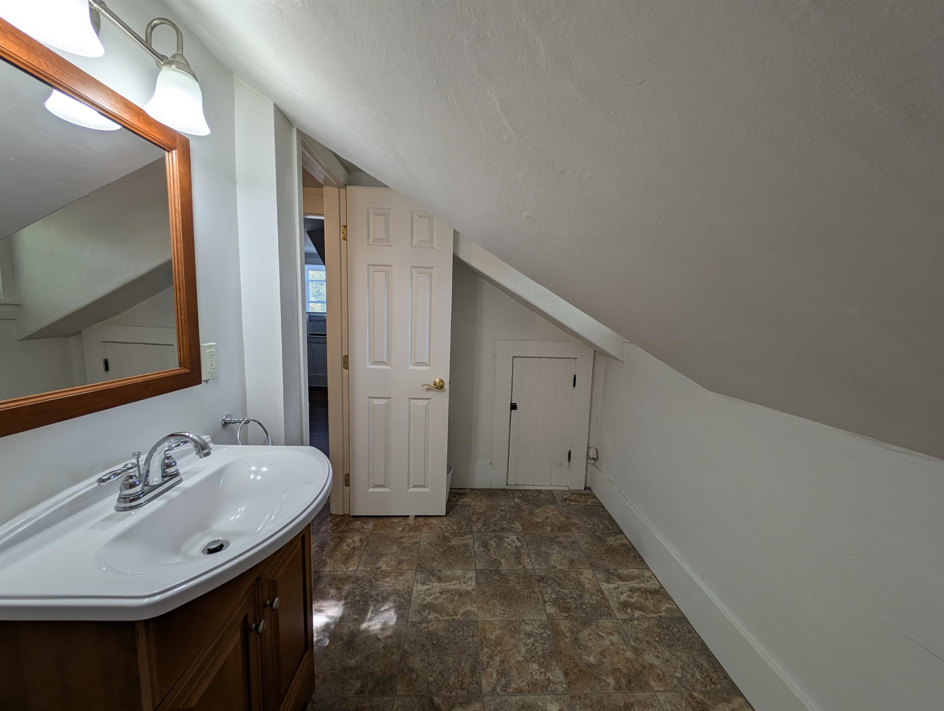 23 Pine Street Gorham, NH 03581 - Photo 30 of 45