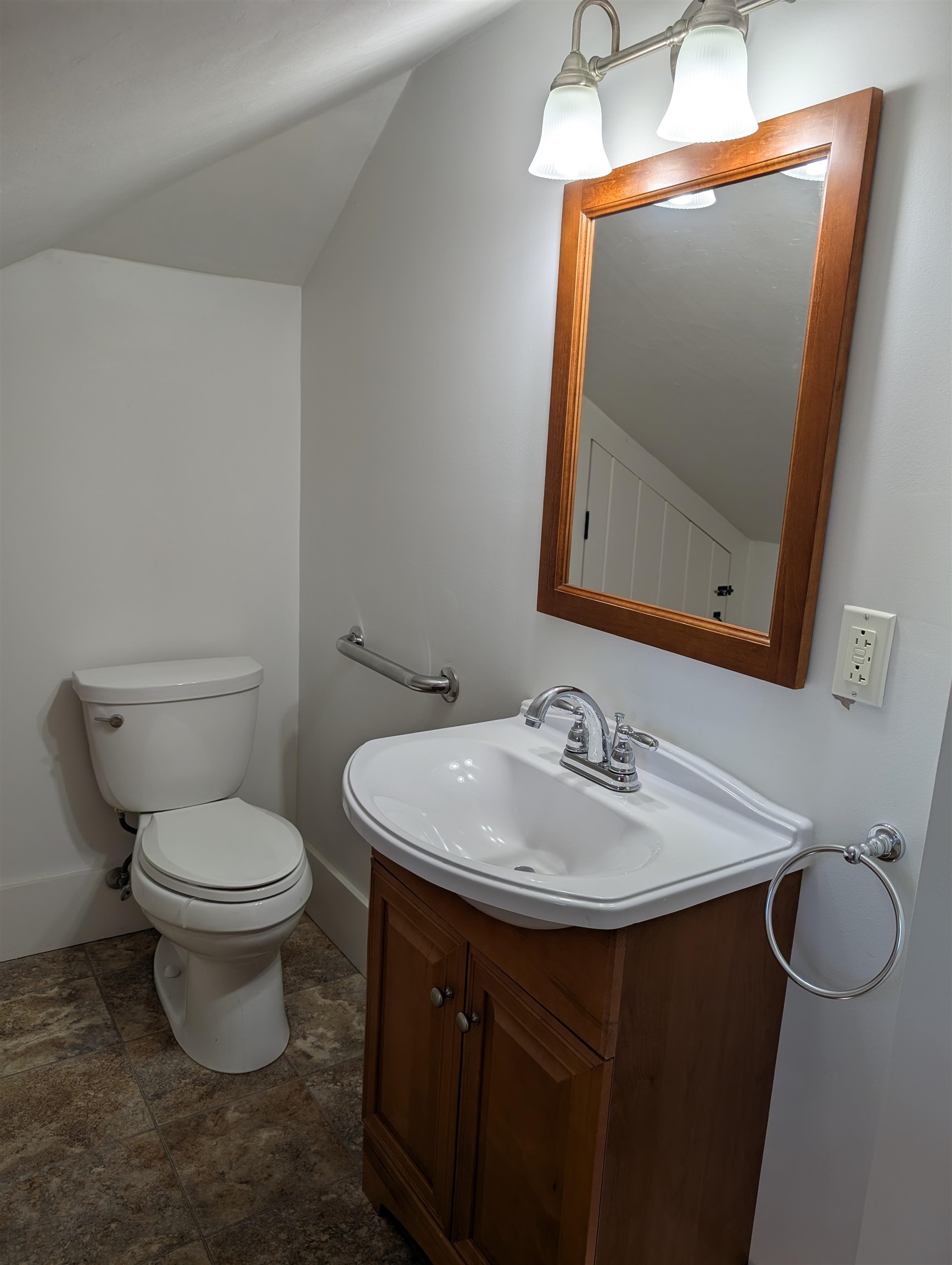 23 Pine Street Gorham, NH 03581 - Photo 31 of 45