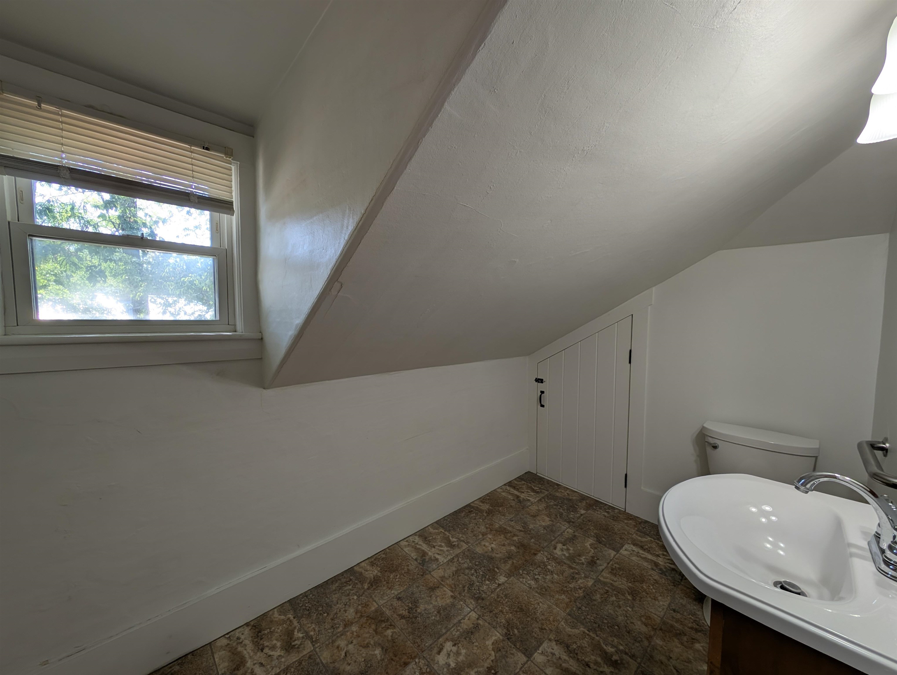 23 Pine Street Gorham, NH 03581 - Photo 32 of 45