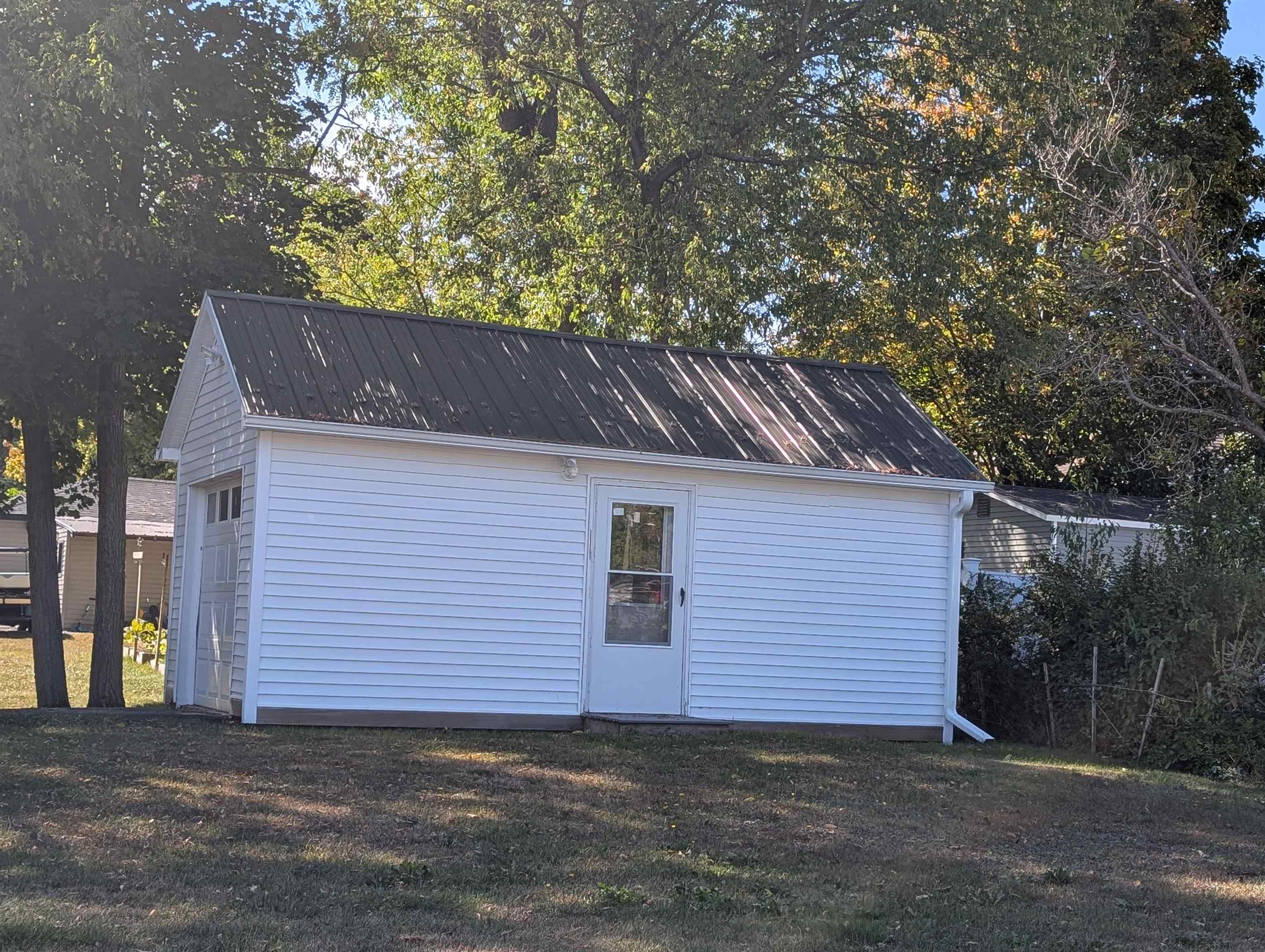 23 Pine Street Gorham, NH 03581 - Photo 41 of 45