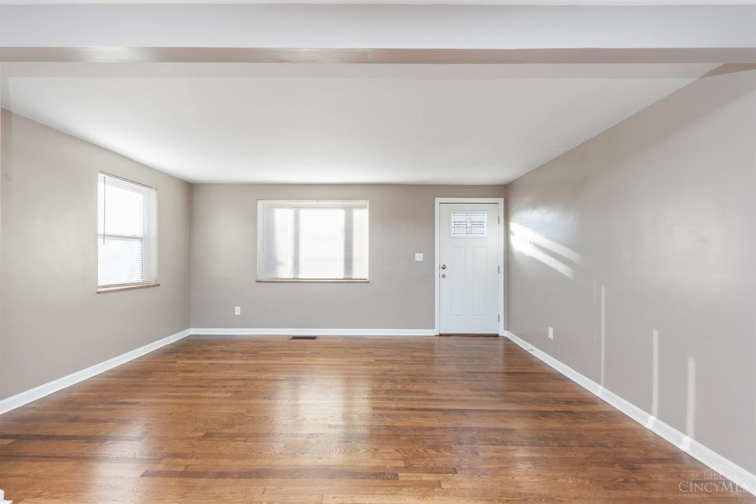 6860 Taylor Road Cincinnati, OH 45248 - Photo 10 of 31