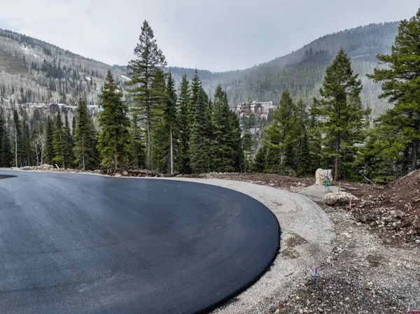 a view of a outdoor space