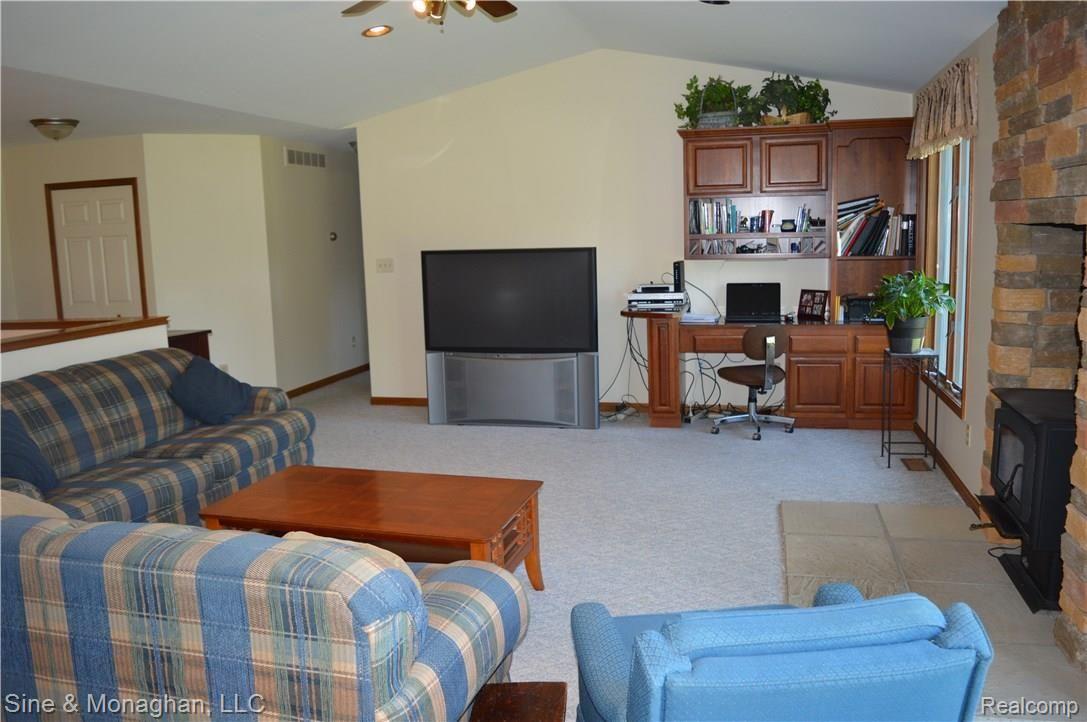 7710 Springborn Road Casco, MI 48064 - Photo 22 of 41 057.JPG