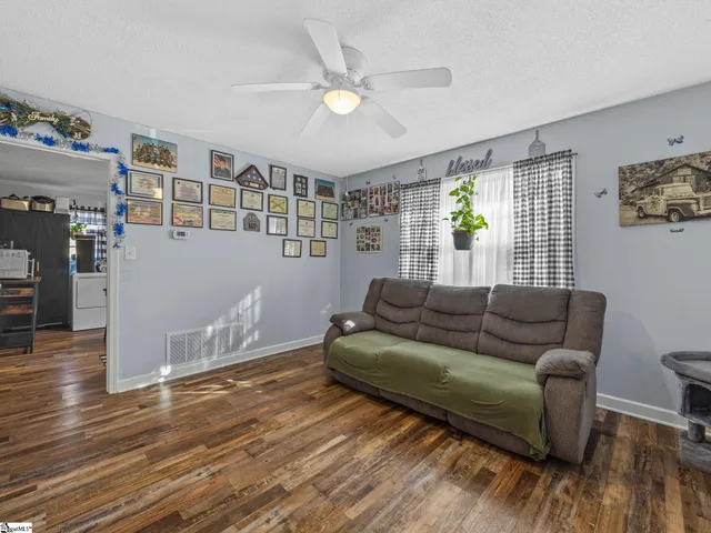 $100,000 | 204 Martha Dendy Drive, Clinton, SC 29325