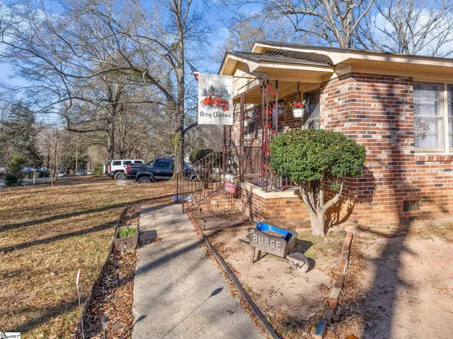 $100,000 | 204 Martha Dendy Drive, Clinton, SC 29325