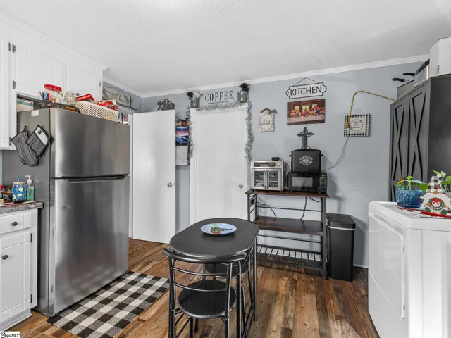 $100,000 | 204 Martha Dendy Drive, Clinton, SC 29325