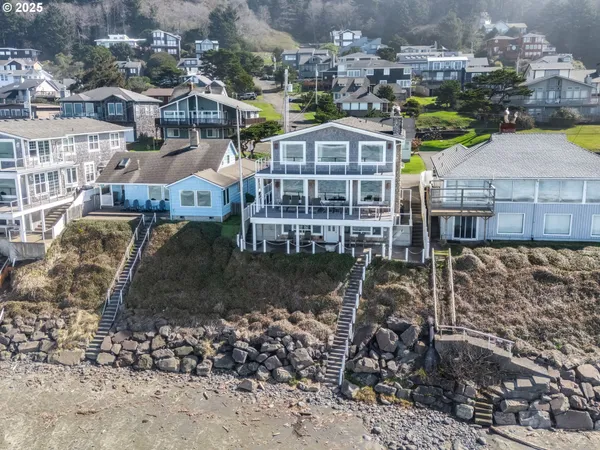 $1,925,000 | 6937 Northwest Logan Road, Lincoln City, OR 97367