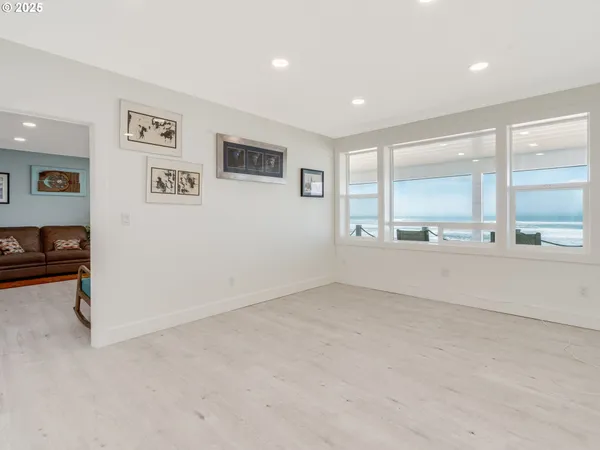 $1,925,000 | 6937 Northwest Logan Road, Lincoln City, OR 97367