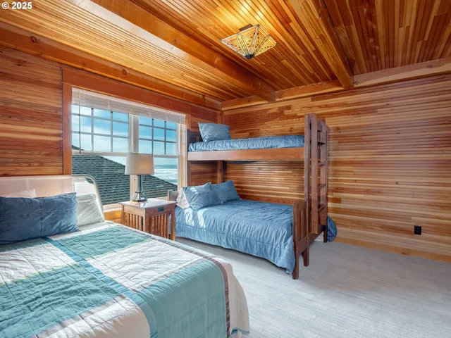 $1,975,000 | 6937 Northwest Logan Road, Lincoln City, OR 97367