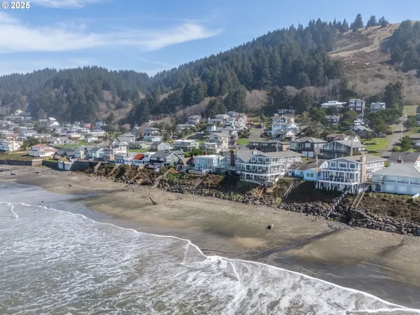 $1,925,000 | 6937 Northwest Logan Road, Lincoln City, OR 97367