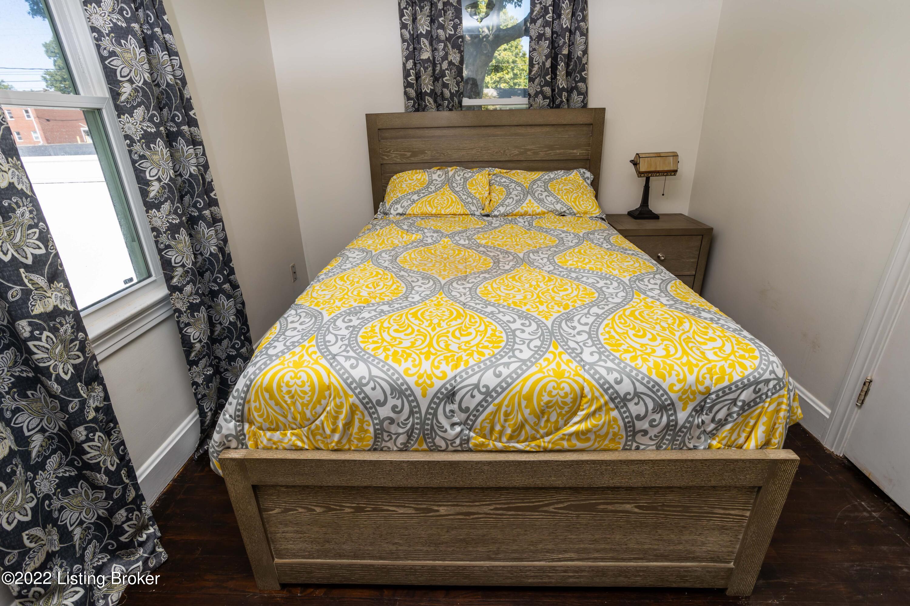 2806 Pioneer Road Louisville, KY 40216 - Photo 29 of 38 523A9777