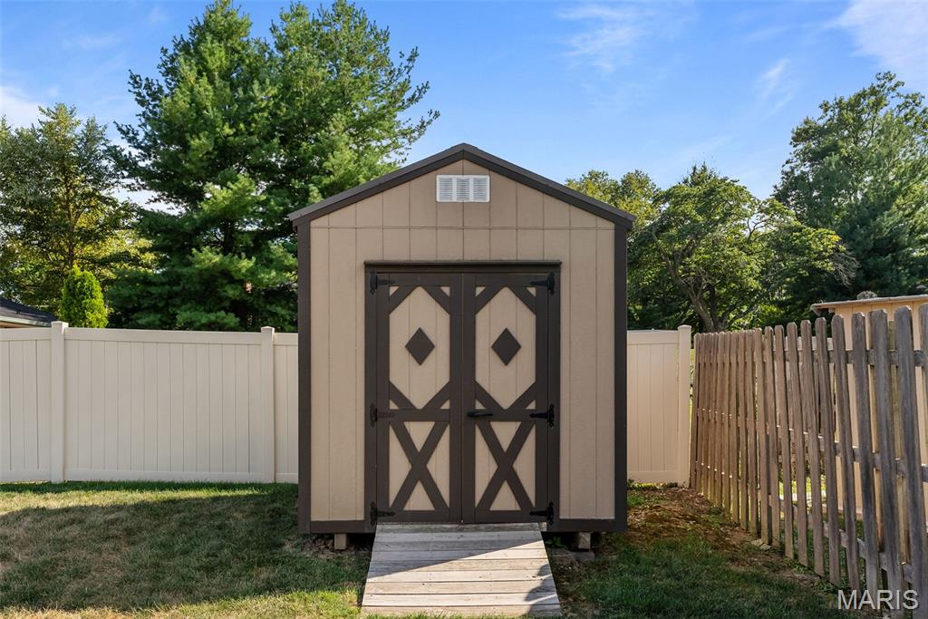 2742 Yaeger Road St. Louis, MO 63129 - Photo 50 of 52 Gallery Image 50