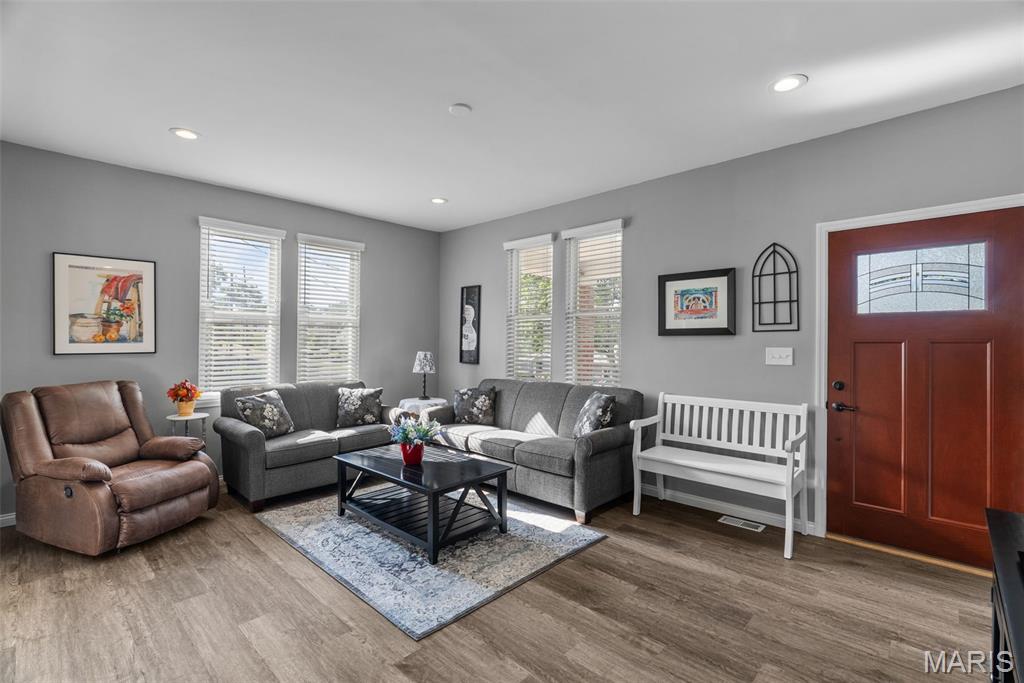 2742 Yaeger Road St. Louis, MO 63129 - Photo 8 of 52 Gallery Image 8