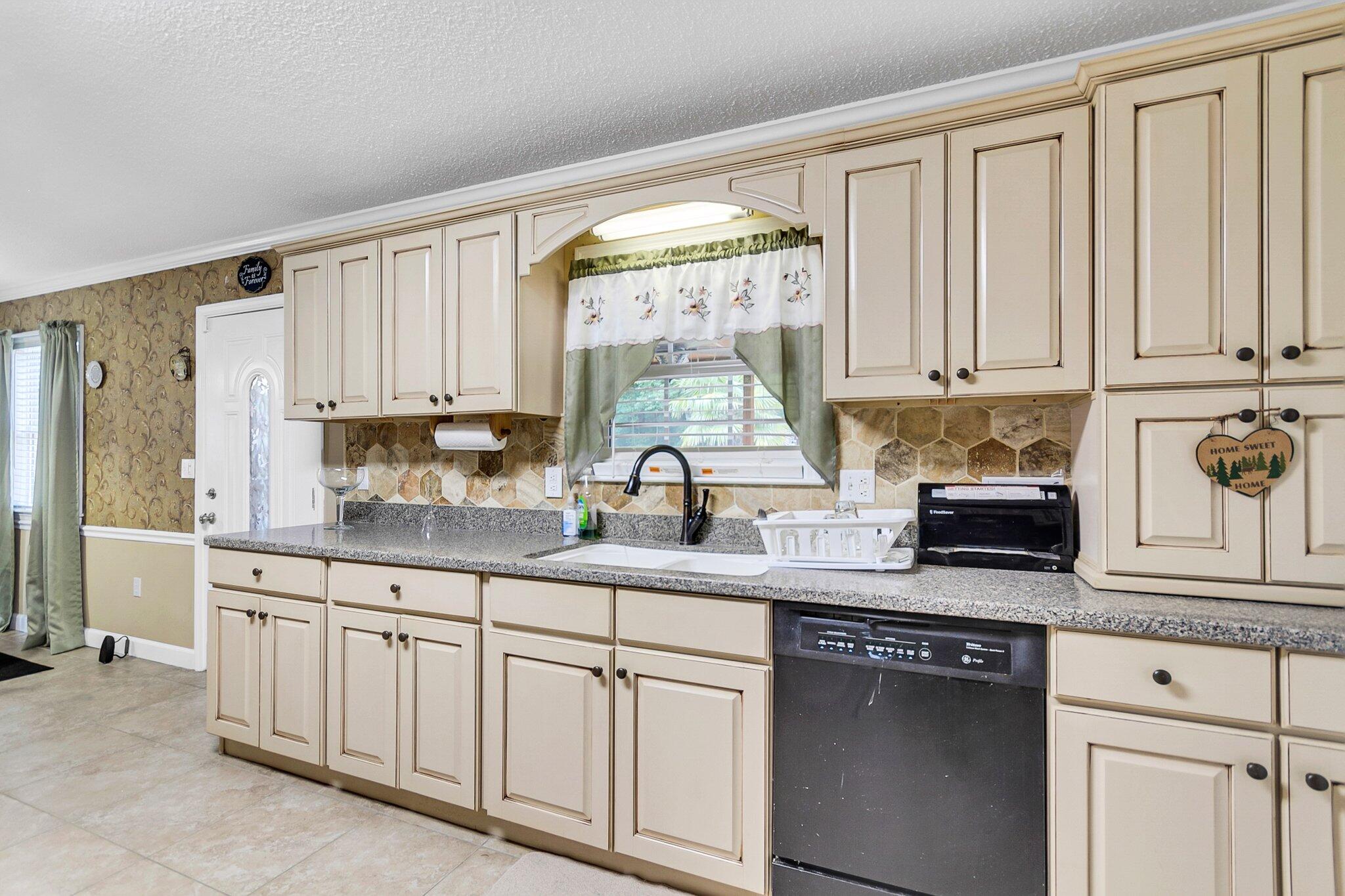 361 Kelly Bay Road Walterboro, SC 29488 - Photo 13 of 49 CREM - 361 Kelly Bay-30