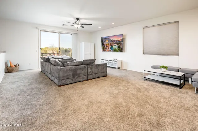 $715,000 | 2442 East Glass Lane, Phoenix, AZ 85042