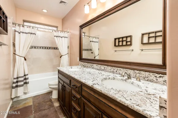 $675,000 | 2442 East Glass Lane, Phoenix, AZ 85042