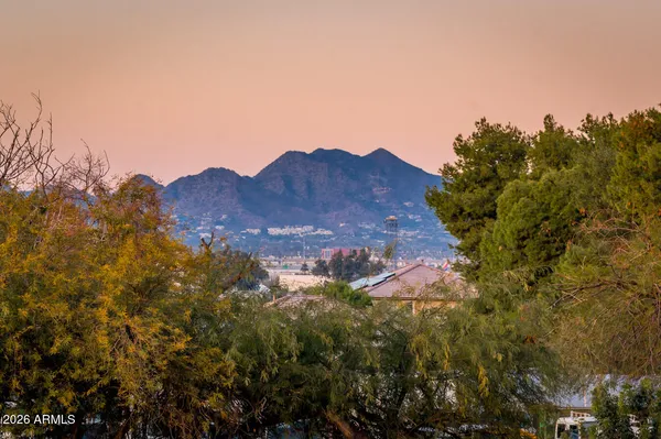 $675,000 | 2442 East Glass Lane, Phoenix, AZ 85042