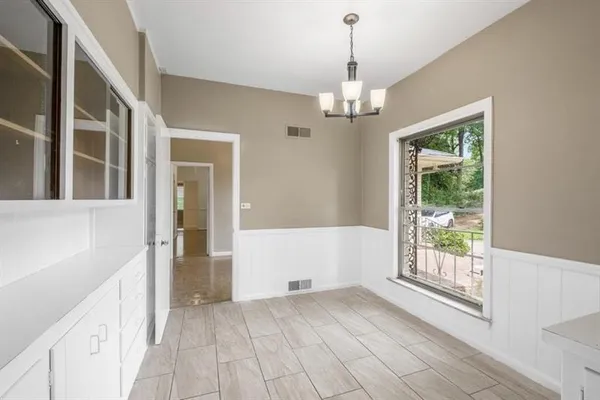 $3,900 | 757 Old Ivy Road Northeast, Atlanta, GA 30342