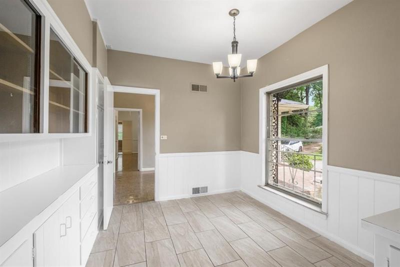 757 Old Ivy Road Northeast Atlanta, GA 30342 - Photo 14 of 36