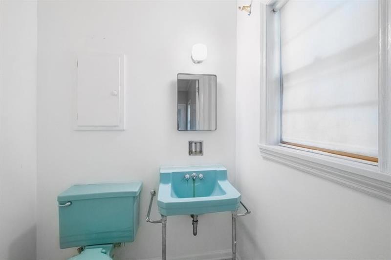 757 Old Ivy Road Northeast Atlanta, GA 30342 - Photo 25 of 36