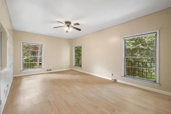 $3,900 | 757 Old Ivy Road Northeast, Atlanta, GA 30342
