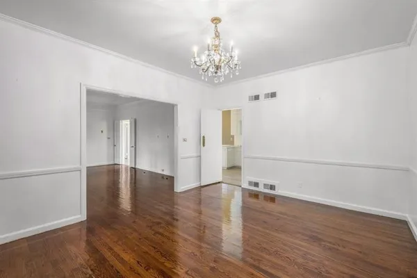 $3,900 | 757 Old Ivy Road Northeast, Atlanta, GA 30342