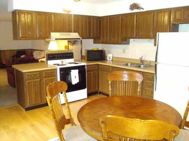 2305 West Bryden Road Muncie, IN 47304 - Photo 2 of 15 Gallery Image 2